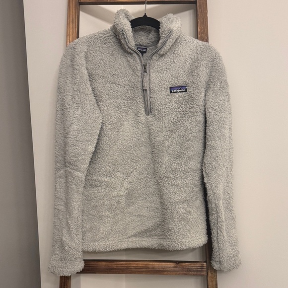 Patagonia Light Gray Sherpa Fleece Jacket - Picture 1 of 4
